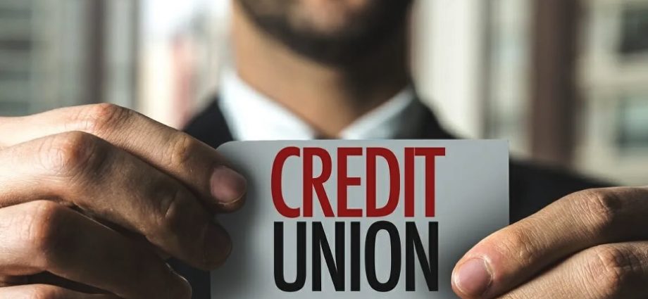 Why More Cincinnati Residents Are Choosing Mobile Credit Union Access